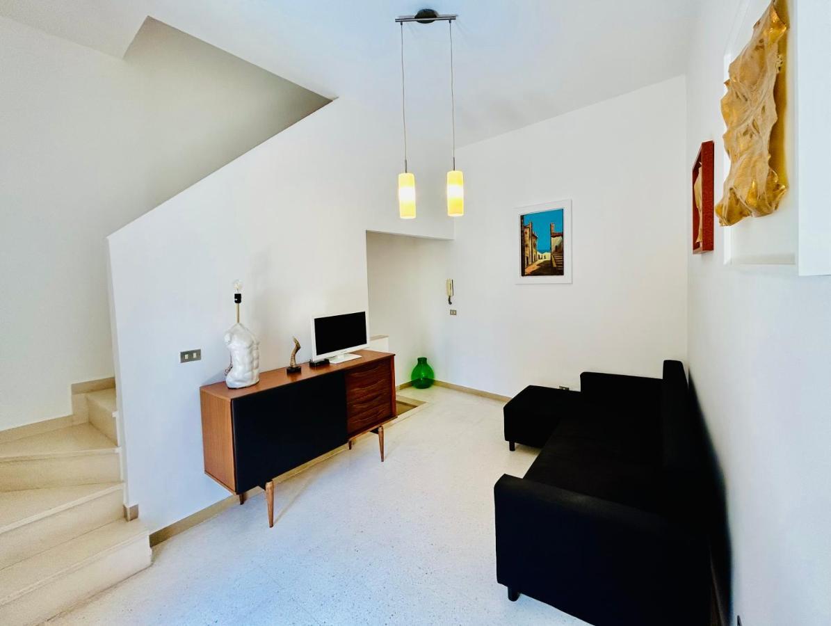 Santa Scolastica Home Бари Екстериор снимка