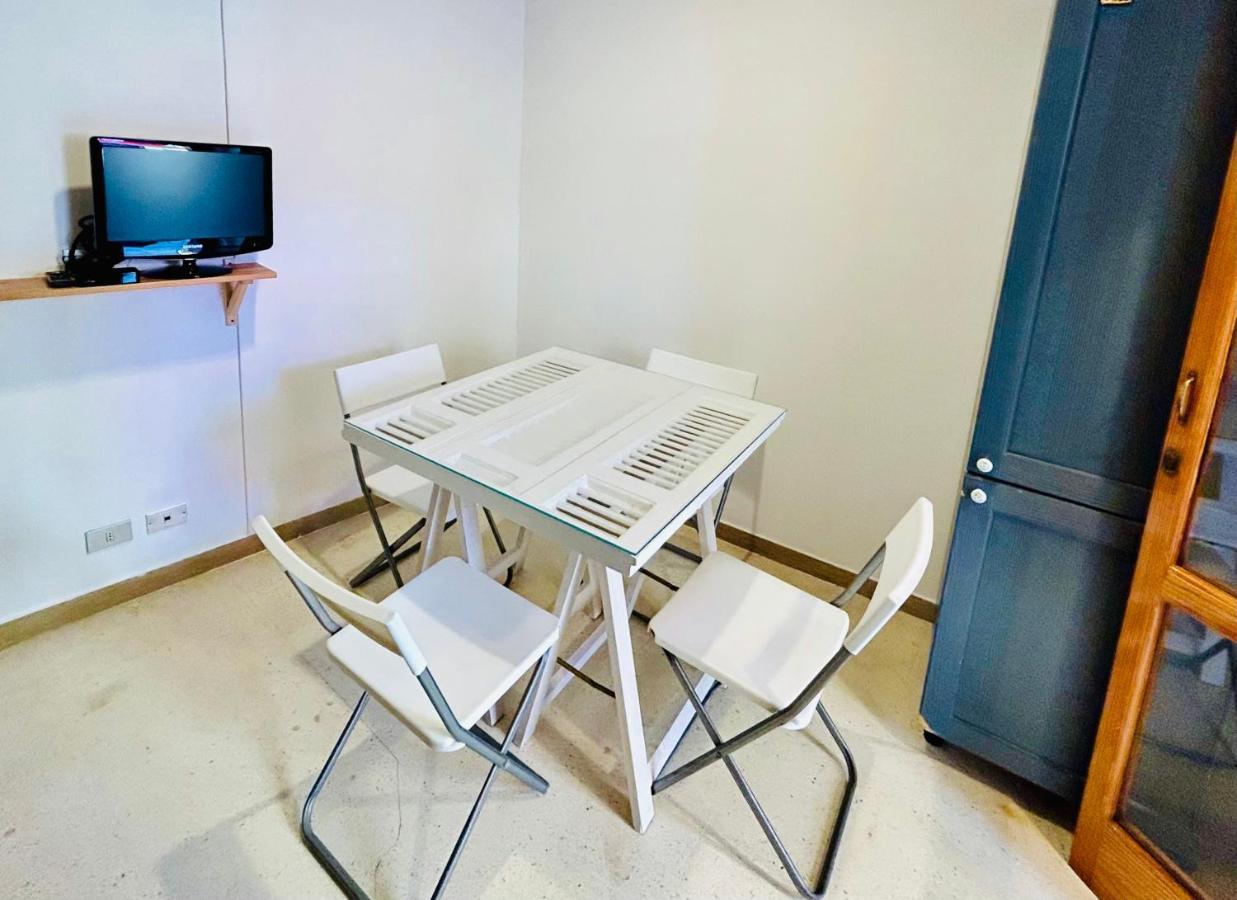 Santa Scolastica Home Бари Екстериор снимка